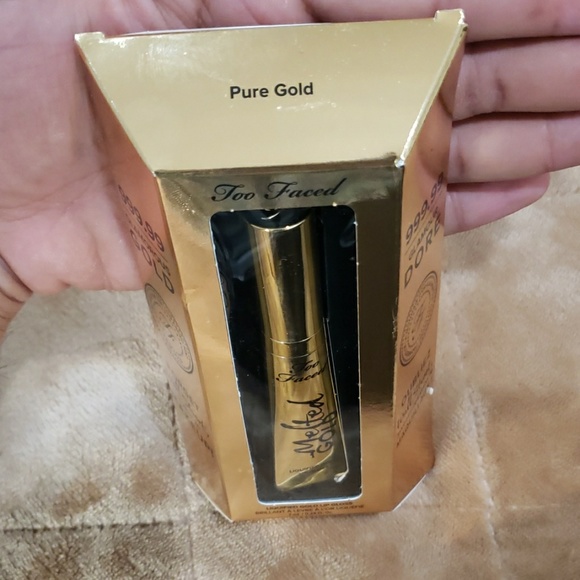 Makeup - Picture 5 of 6